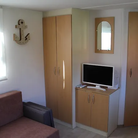 Szonja Apartman Kemping *